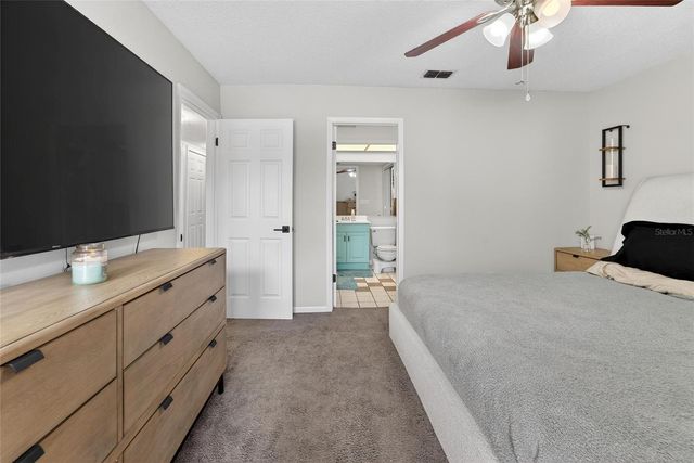 4871 PURITAN CIRCLE, Tampa, FL 33617