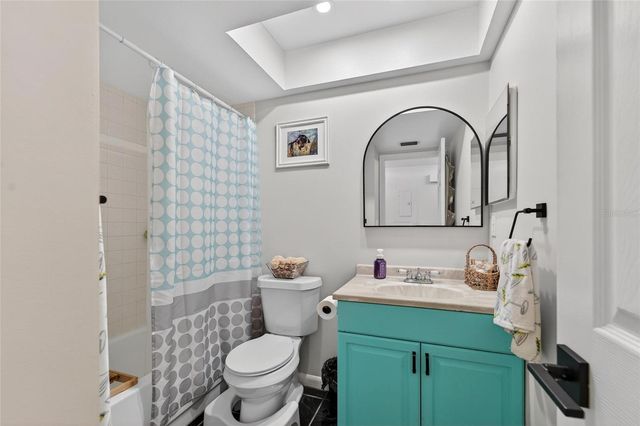 4871 PURITAN CIRCLE, Tampa, FL 33617