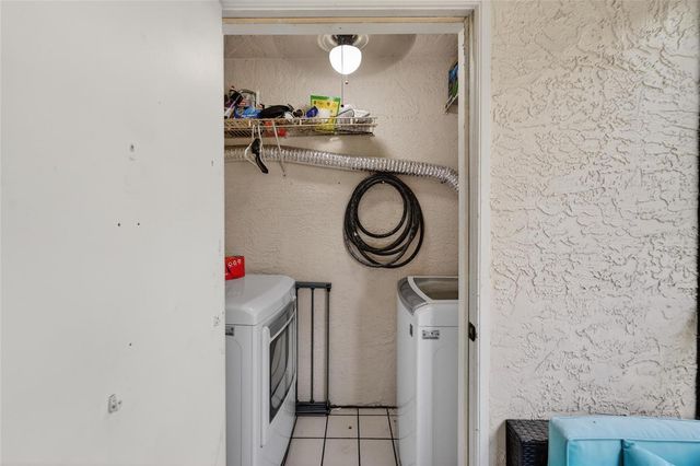 4871 PURITAN CIRCLE, Tampa, FL 33617