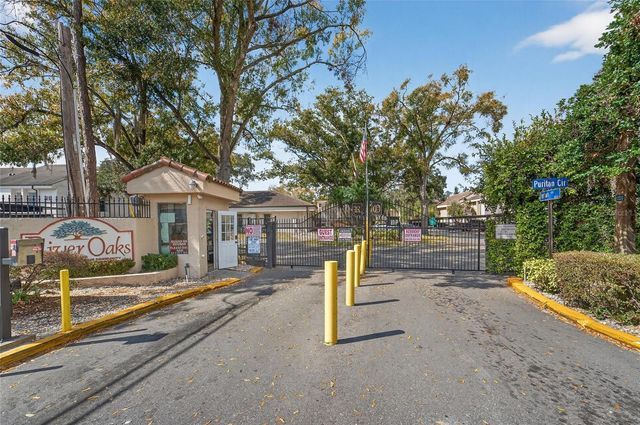 4871 PURITAN CIRCLE, Tampa, FL 33617