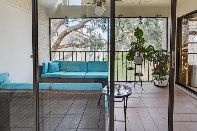 4871 PURITAN CIRCLE, Tampa, FL 33617