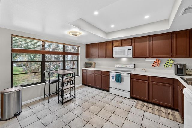 4871 PURITAN CIRCLE, Tampa, FL 33617