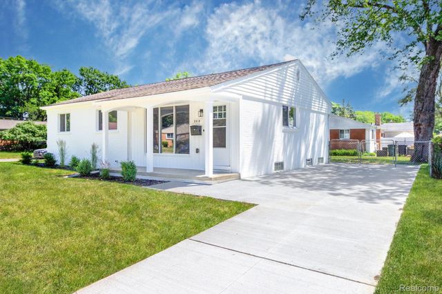 2018 Kenwood Court, Royal Oak, MI 48067
