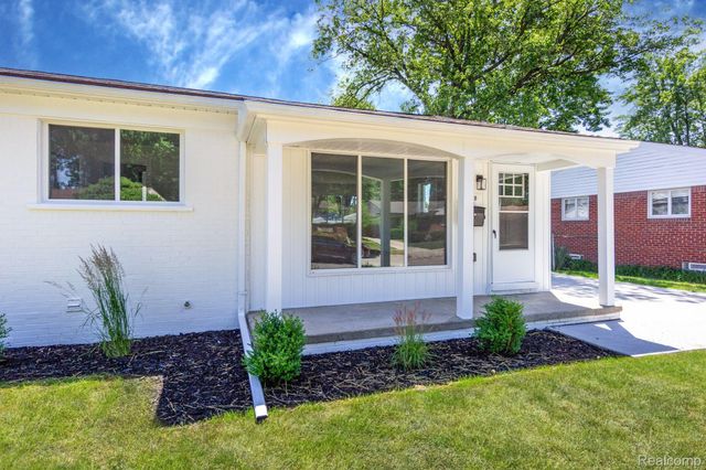 2018 Kenwood Court, Royal Oak, MI 48067