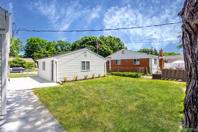 2018 Kenwood Court, Royal Oak, MI 48067