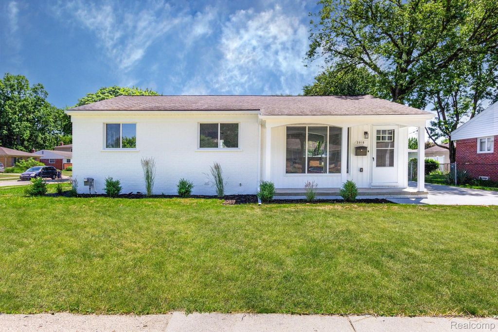 2018 Kenwood Court, Royal Oak, MI 48067