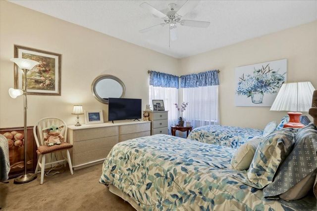 2 CARLSON LANE, Palm Coast, FL 32137