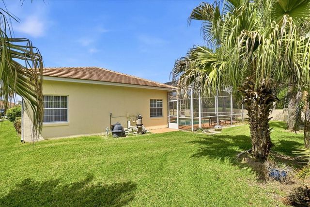 2 CARLSON LANE, Palm Coast, FL 32137