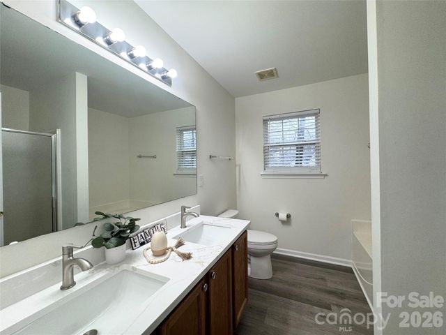 6526 Wild Orchid Court, Charlotte, NC 28262