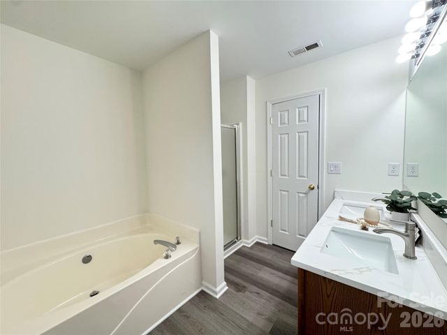 6526 Wild Orchid Court, Charlotte, NC 28262