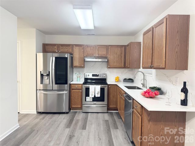 6526 Wild Orchid Court, Charlotte, NC 28262