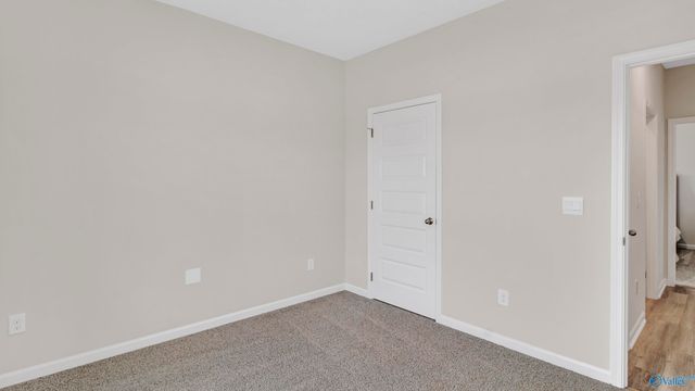 129 Ginhouse Way, Priceville, AL 35603