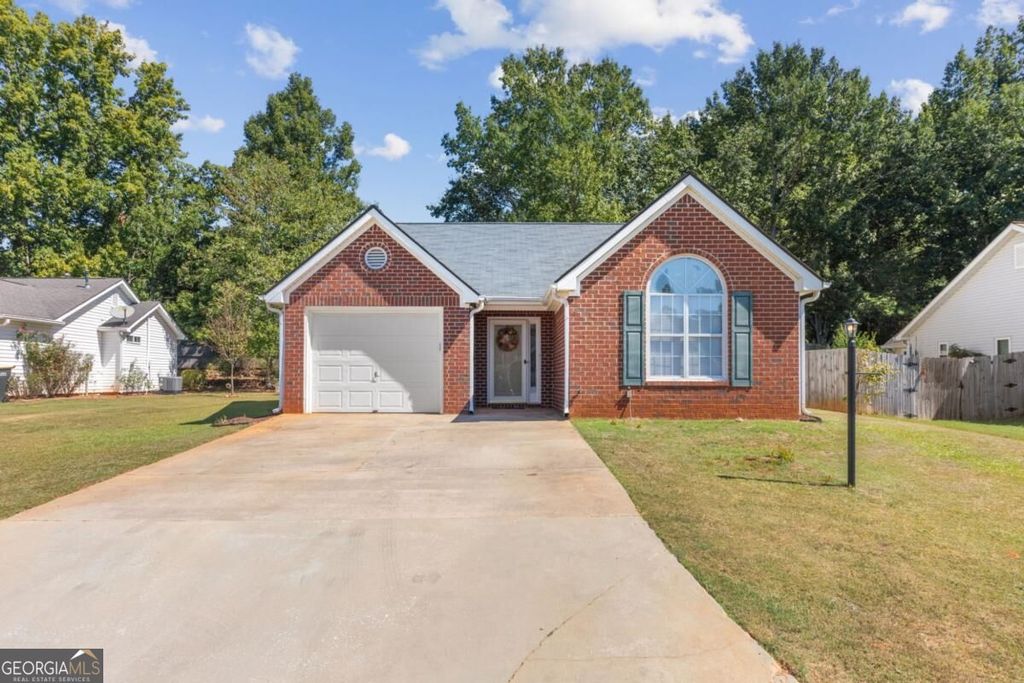 11 Santa Rosa Way, Newnan, GA 30265 — exterior