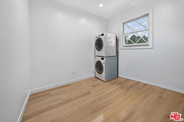 22217 Ybarra Road, Woodland Hills (los Angeles), CA 91364