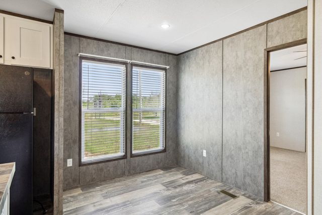 407 SE Cr 3040, Corsicana, TX 75109