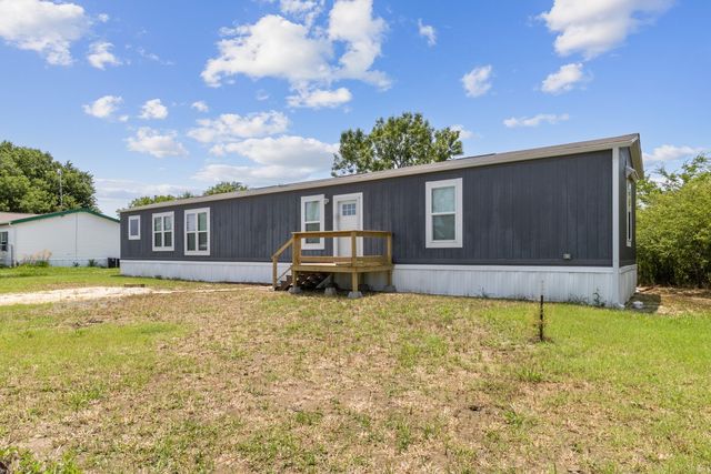 407 SE County Road 3040, Corsicana, TX 75109