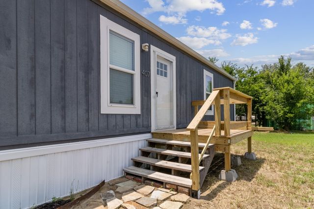 407 SE Cr 3040, Corsicana, TX 75109