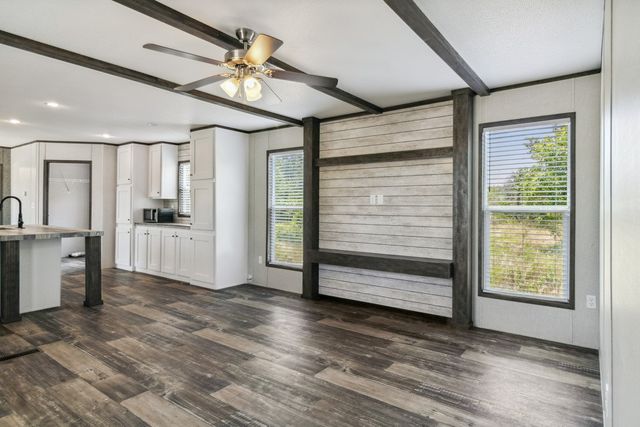 407 SE Cr 3040, Corsicana, TX 75109