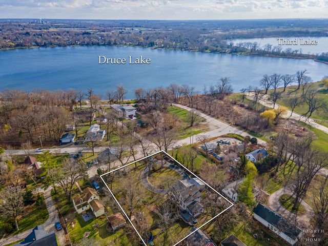 18924 W Roosevelt Road, Lake Villa, IL 60046