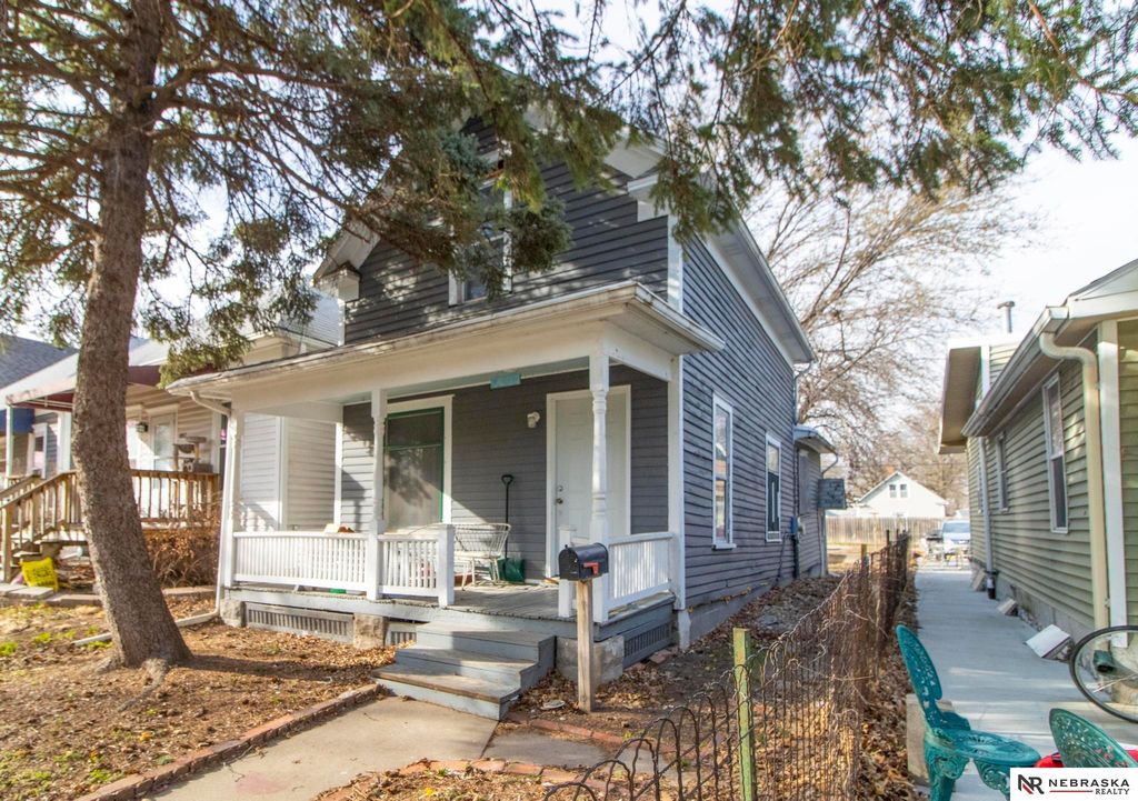 1016 Sumner Street, Lincoln, NE 68502