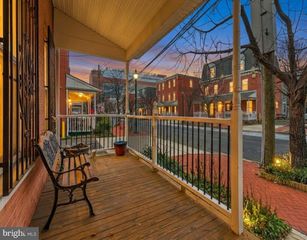 576 WASHINGTON ST, Camden, NJ 08103