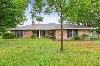 504 N Emerson Street, Mart, TX 76664
