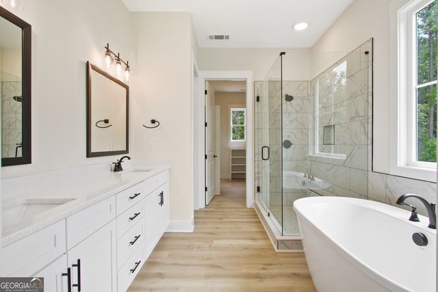 312 Clover Pass, Forsyth, GA 31029