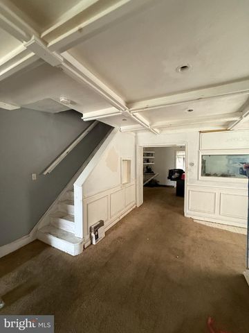 85 WOODLAND AVE, Coatesville, PA 19320