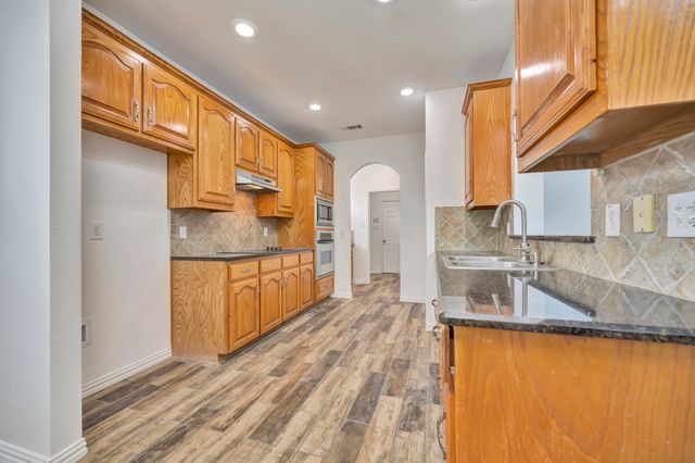 3244 Serpis, Grand Prairie, TX 75054
