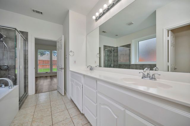 3244 Serpis, Grand Prairie, TX 75054