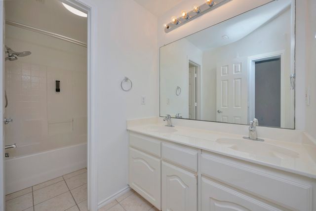3244 Serpis, Grand Prairie, TX 75054
