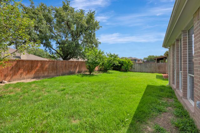 3244 Serpis, Grand Prairie, TX 75054