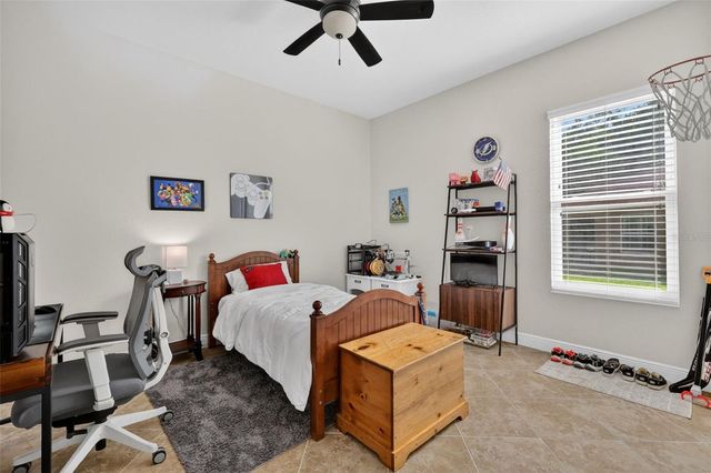 10075 LAKE MIONA WAY, Oxford, FL 34484