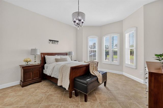 10075 LAKE MIONA WAY, Oxford, FL 34484