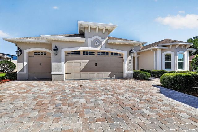 10075 LAKE MIONA WAY, Oxford, FL 34484