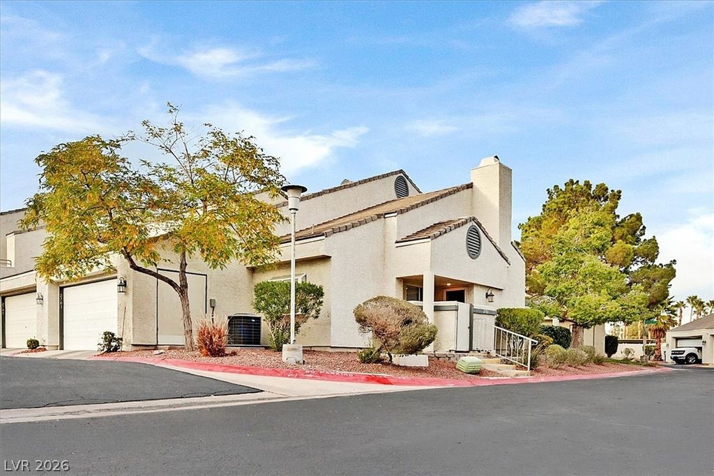 2701 Ferrin Road, Las Vegas, NV 89117 — exterior