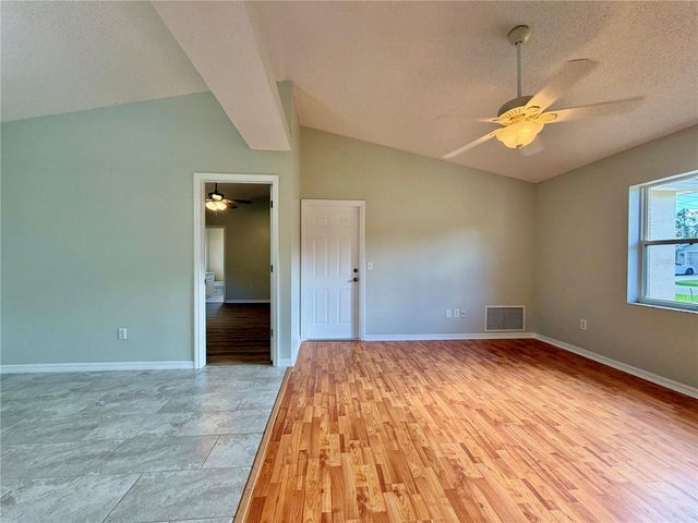 30 RIDLEY LANE, Palm Coast, FL 32164