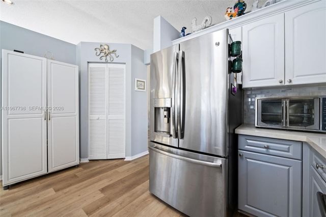 372 NW 45th Terrace, Deerfield Beach, FL 33442