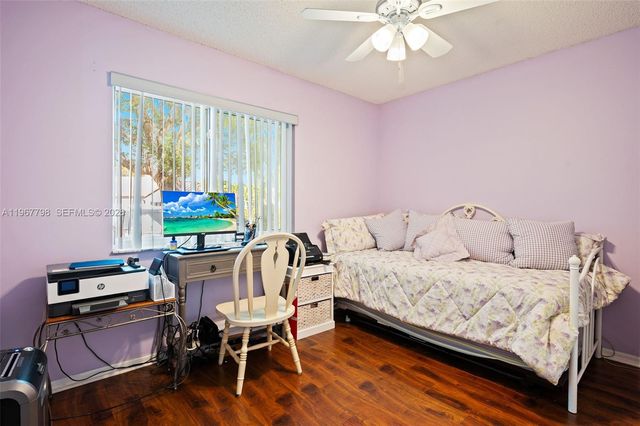 372 NW 45th Terrace, Deerfield Beach, FL 33442