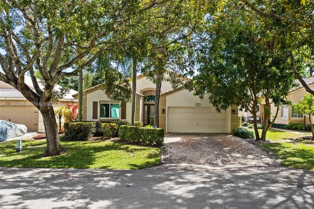 372 NW 45th Terrace, Deerfield Beach, FL 33442