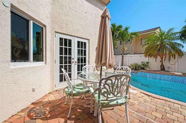 372 NW 45th Terrace, Deerfield Beach, FL 33442