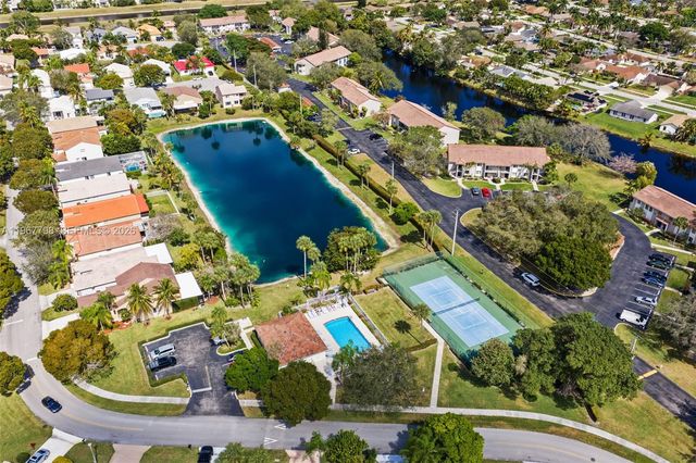 372 NW 45th Terrace, Deerfield Beach, FL 33442