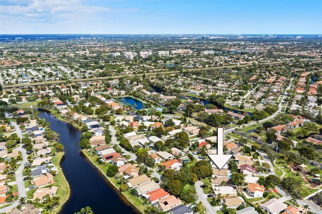 372 NW 45th Terrace, Deerfield Beach, FL 33442