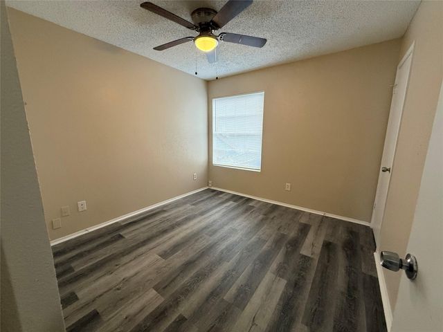 11530 Springshire Drive, Houston, TX 77066