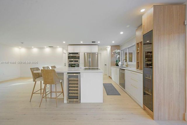 1810 SW 6th Ave, Pompano Beach, FL 33060