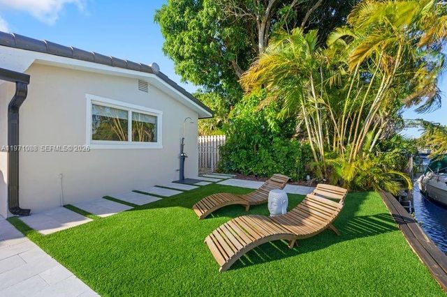 1810 SW 6th Ave, Pompano Beach, FL 33060