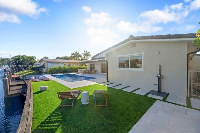 1810 SW 6th Ave, Pompano Beach, FL 33060