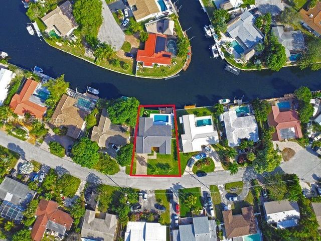 1810 SW 6th Ave, Pompano Beach, FL 33060