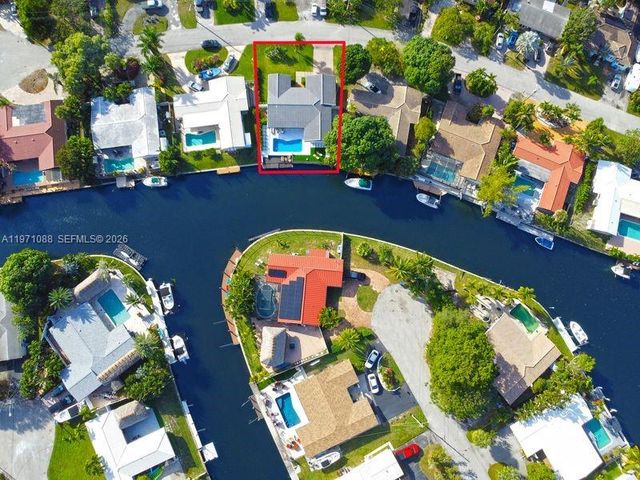 1810 SW 6th Ave, Pompano Beach, FL 33060