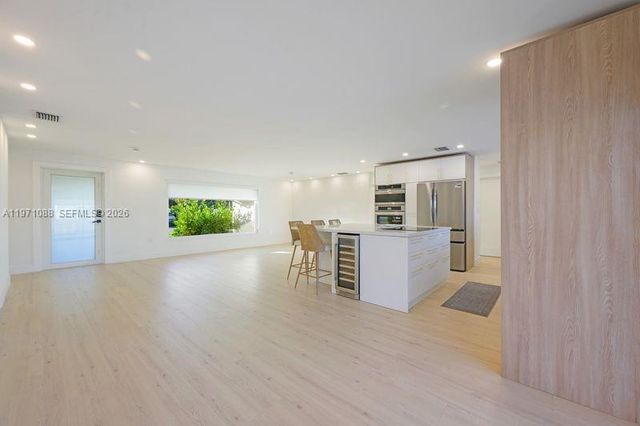 1810 SW 6th Ave, Pompano Beach, FL 33060